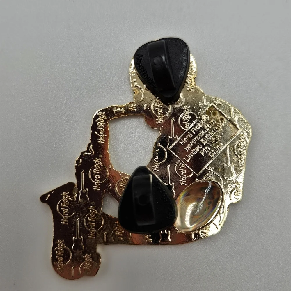 Hard Rock Cafe Washington DC Pin Limited LE 300 Saxaphone Jazz Player 2009